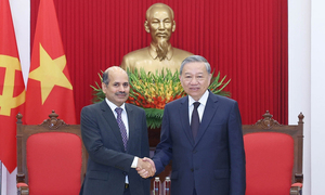 Tổng Bí thư Tô Lâm tiếp Đại sứ Ấn Độ