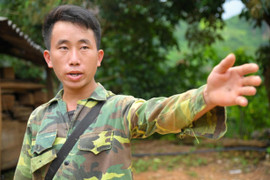 Đề nghị tặng Huân chương Lao động hạng Nhất cho trưởng bản cứu dân thoát lũ