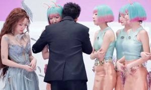 Bích Phương khóc nức nở khi mất 3 'Em xinh', Châu Bùi đi tiếp gây tranh cãi