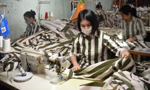 ĐBQH đề xuất cho phép phạm nhân lao động gửi tiền về phụ giúp gia đình