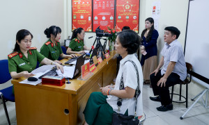 Ban Bí thư yêu cầu đổi Thẻ đảng viên trong toàn Đảng