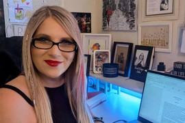 Trải nghiệm thế giới bên kia của cô gái Anh: Ánh sáng màu hổ phách ấm áp