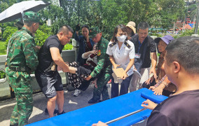 Kịp thời cứu công dân Trung Quốc ngất xỉu tại Cửa khẩu quốc tế Móng Cái