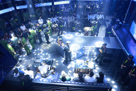 400 công an đột kích nhà hàng, vũ trường, phát hiện 145 người dương tính ma tuý