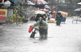 Áp thấp nhiệt đới cách Bạch Long Vĩ 50km, miền Bắc có nơi mưa rất to trên 300mm