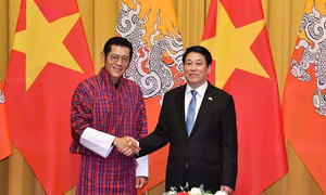 Chủ tịch nước Lương Cường chủ trì lễ đón Quốc vương Bhutan