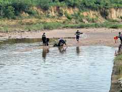 4 thiếu niên rủ nhau tắm đập thủy lợi, một em chết đuối