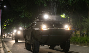 Rầm rập đêm Hà Nội: Đoàn 'binh khí hạng nặng' lộ diện, hối hả về điểm tập kết