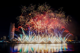 Tầm nhìn 'có một không hai' của căn hộ tại Capital Square