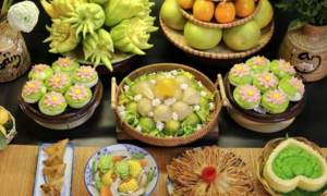 Văn khấn mùng 1 tháng 7 năm Ất Tỵ cúng thần linh và gia tiên