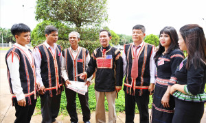 Bộ Nội vụ yêu cầu rà soát đội ngũ cán bộ làm công tác dân tộc, tôn giáo