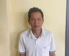 Bắt giám đốc chi nhánh một ngân hàng ở TP.HCM vì làm lộ 'bí mật công tác'