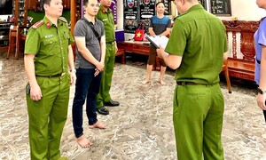 'Lộ diện' 4 nhân viên ngân hàng trong đường dây 'rửa tiền' lên đến 30.000 tỷ