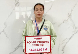 Trao hơn 54 triệu đồng đến bé gái mắc ung thư xương