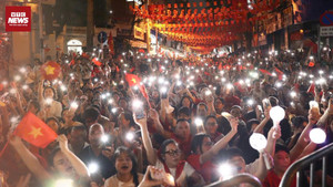 Cả vạn người xem hợp luyện diễu binh A80: Không biết đói, không biết mệt