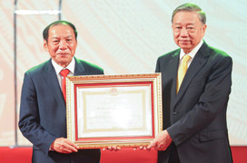 Bộ Văn hóa, Thể thao và Du lịch đón nhận Huân chương Lao động hạng Nhất