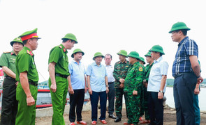 Nghệ An, Hà Tĩnh rốt ráo phòng chống bão số 5