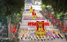 Toàn cảnh khối diễu binh, khí tài hiện đại tổng hợp luyện tại Quảng trường Ba Đình