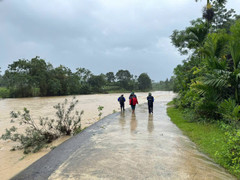 Thanh Hóa: 3 công nhân mất tích, hàng nghìn hộ dân bị nước lũ cô lập