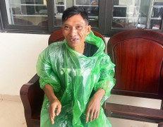 Người đàn ông 45 tuổi 'lạc người thân' khi đến Hưng Yên làm việc