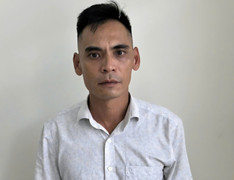 Cảnh sát băng rừng, lội suối triệt phá ổ xóc đĩa nằm sâu trong rừng ở Đà Nẵng