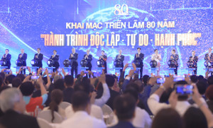 Toàn cảnh lễ khai mạc Triển lãm '80 năm hành trình Độc lập - Tự do - Hạnh phúc'