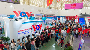 Hơn 230.000 khách check-in Triển lãm thành tựu đất nước quy mô lớn nhất lịch sử