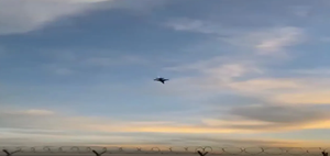 Video: Khoảnh khắc tiêm kích F-16 Ba Lan nổ tung, phi công tử nạn