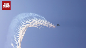 Trọn vẹn cảnh dàn tiêm kích Su-30MK2 cất cánh, thả mồi bẫy nhiệt trên Ba Đình