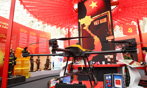 Cận cảnh dàn UAV, robot hiện đại của Bộ Công an tại Triển lãm thành tựu đất nước