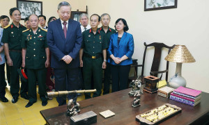 Tổng Bí thư thăm nơi Chủ tịch Hồ Chí Minh dự thảo bản Tuyên ngôn Độc lập