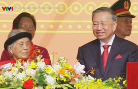 Mẹ Việt Nam Anh hùng ngồi cạnh Tổng Bí thư Tô Lâm trong Lễ kỷ niệm 80 năm Quốc khánh