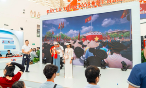 Triển lãm Thành tựu đất nước: Nơi giới trẻ 'yêu nước không phải theo trend'