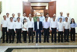 Bộ Chính trị làm việc với Ban Thường vụ Tỉnh ủy An Giang và Lâm Đồng