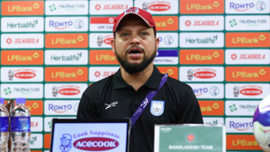 Vì sao đối thủ của U23 Việt Nam mất huấn luyện viên trưởng?