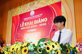 Hành động đẹp của nam thủ khoa Trường ĐH Luật - ĐH Huế