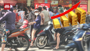 Giá vàng 'nhảy múa' đắt chưa từng có, dòng người vẫn xếp hàng chờ mua bằng được
