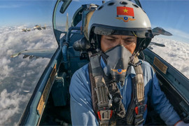 Gặp người dẫn đường biên đội chiến đấu cơ Su-30MK2 trên bầu trời Quốc khánh