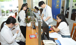 Nguyên Thứ trưởng Nội vụ: Một cán bộ xã có thể đảm nhận nhiều vị trí việc làm
