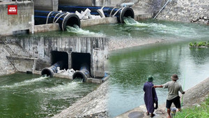 Sông Tô Lịch nhiều lần 'hồi sinh' bất thành: Liệu lần này có khác?