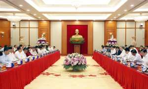Tham mưu Bộ Chính trị, Ban Bí thư ban hành quyết định chỉ định nhân sự cấp ủy