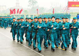 Tham gia dân quân tự vệ có được miễn nghĩa vụ quân sự không?