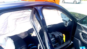 Túi khí Mazda CX-60 bất ngờ bung trên cao tốc