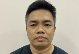 Khởi tố kẻ lừa đảo bằng chiêu 'rút tiền thẻ tín dụng sinh lời cao'