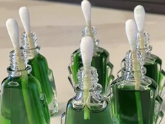 Cắm tăm bông vào lọ dầu gió có tác dụng gì?