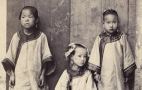 Ảnh hiếm về tiểu thư cuối triều Thanh và bí mật 'gót sen ba tấc'