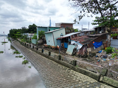 Gần 2 năm sau sạt lở, dự án kè Thanh Đa ở TP.HCM vẫn dang dở 
