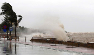 Bão số 9 Ragasa giảm 3 cấp, dự báo chiều mai đổ bộ Quảng Ninh