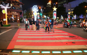 Đèn tín hiệu âm cho người đi bộ: Chuyên gia đồng tình, đề xuất áp dụng toàn quốc