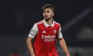 Cựu cầu thủ Arsenal cứu bóng bị chấn thương sọ não, qua đời ở tuổi 21